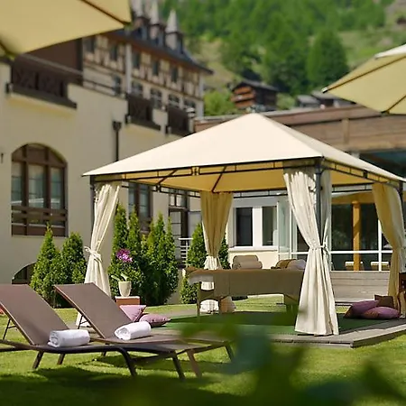 Sleeps 4 Pool Wifi T031621 * Zermatt